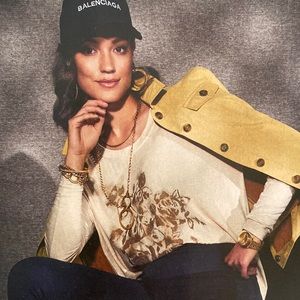 Cabi Airbrush Tee #4365 size Medium